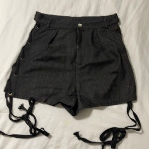 Black Shorts with Decorative Hip Toe up